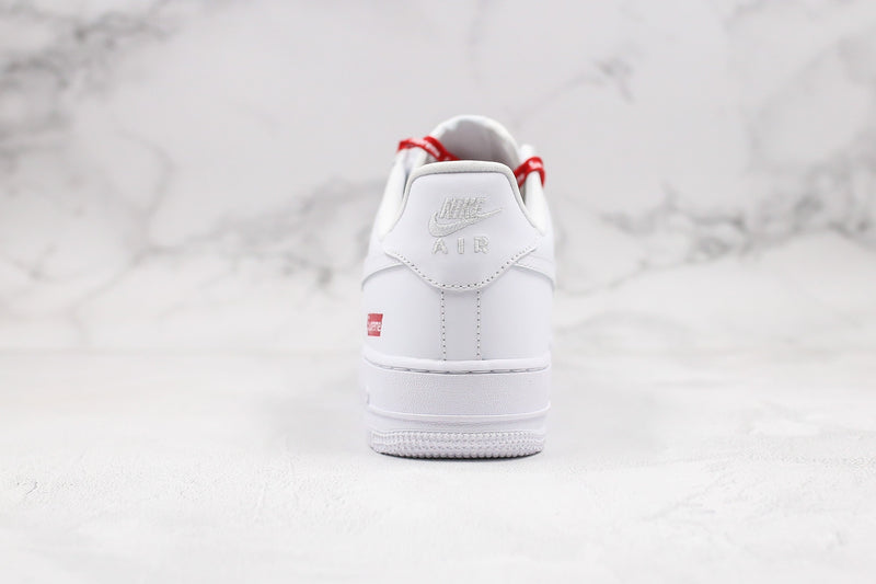 Nike Air Force 1 Low Supreme White