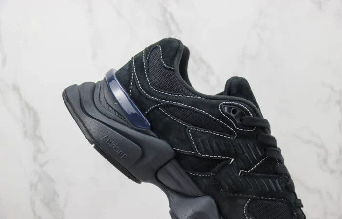 New Balance 9060 Triple Black