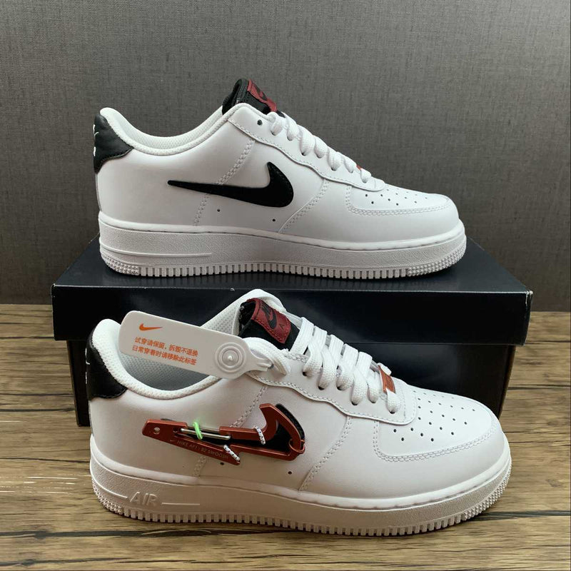 Nike Air Force 1 Low Carabiner Swoosh