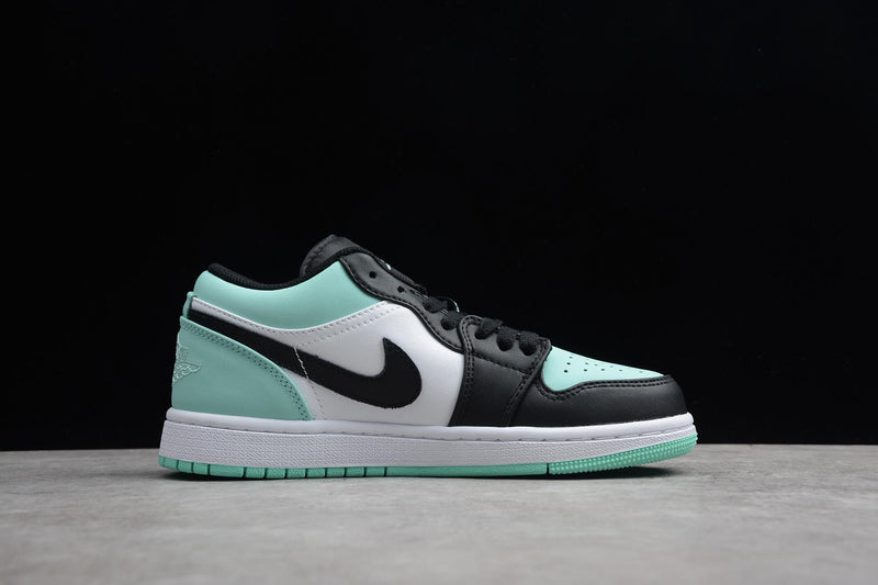 Air Jordan 1 Low Wolf Grey