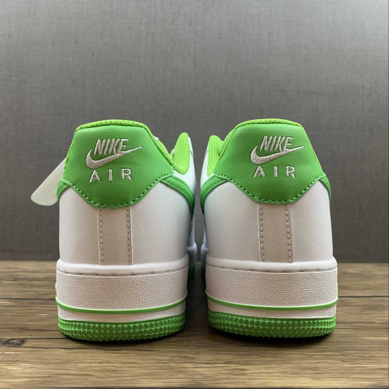 Nike Air Force 1 '07 White Chlorophyll